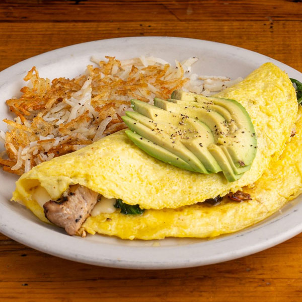 Three-egg omelet with toast