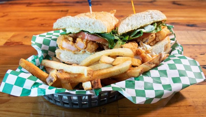 Shrimp po-boy sandwich